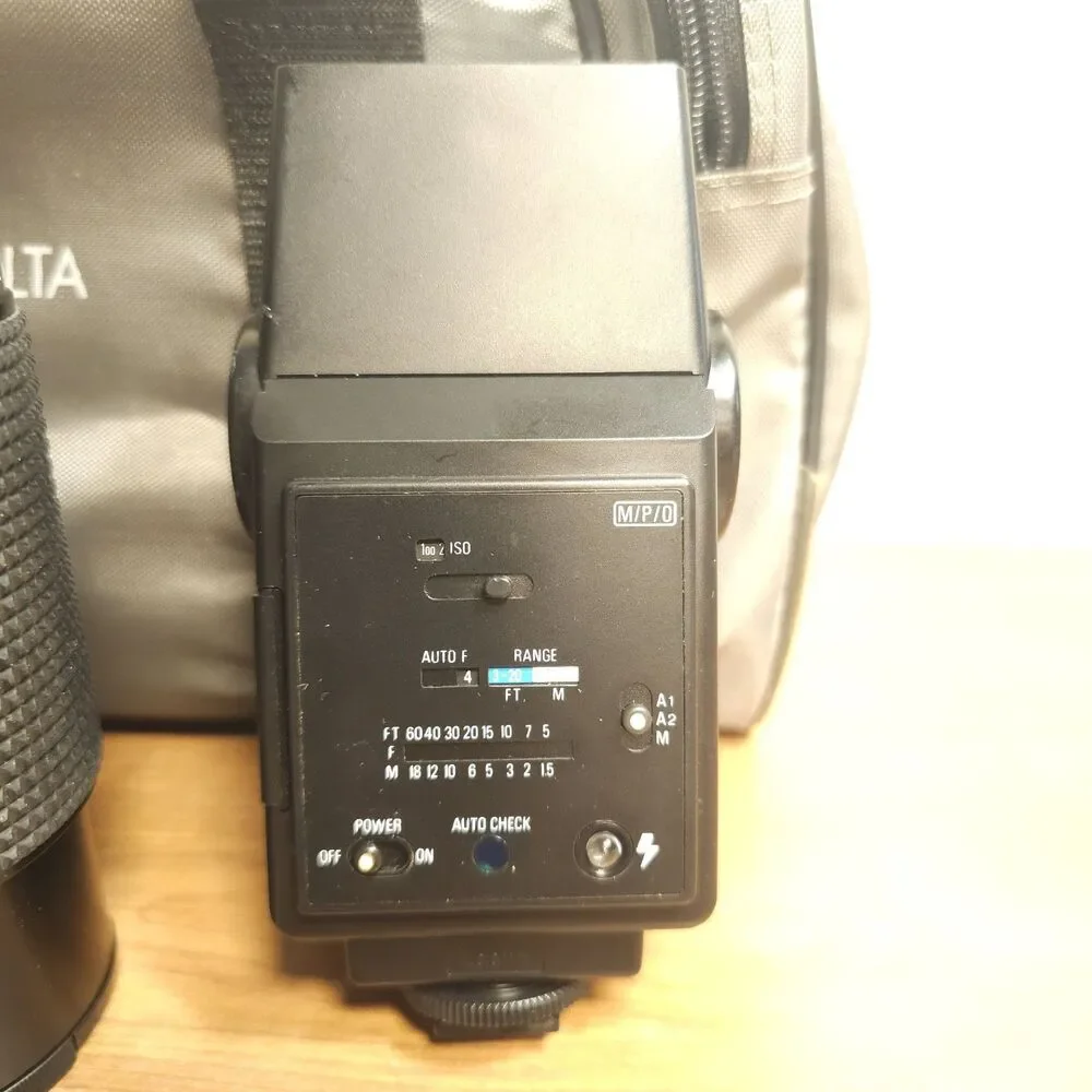 Vintage Minolta X-370 35mm SLR Camera w/2-lens, 28-70mm, 70-210 mm,Vivitar Flash